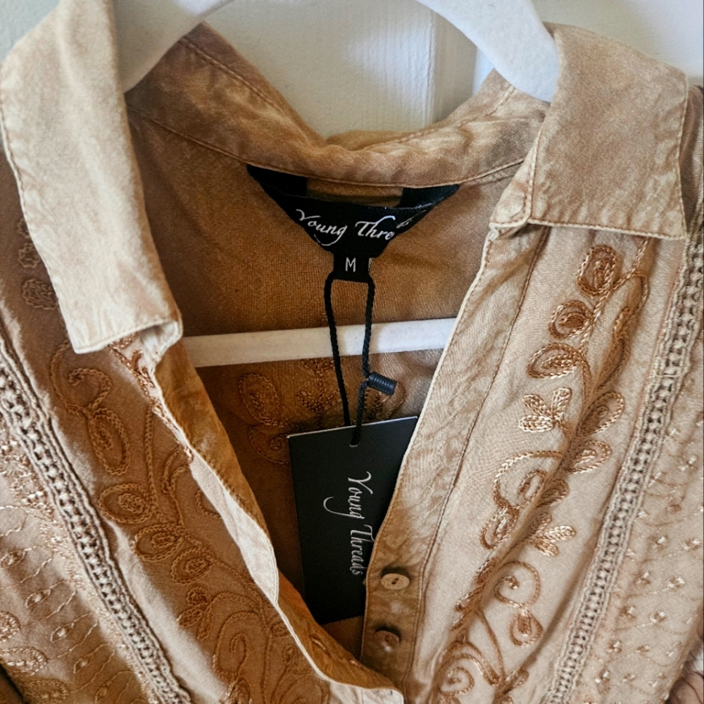 Young Threads Embroidered Golden 4592 Tiered Lace Detailing Dress Size medium.